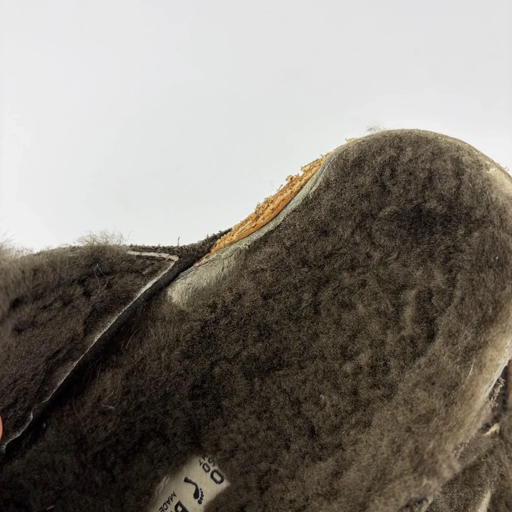 Birkenstock Shearling Fur Lined Chocolate Arizona Slide 40 - Picture 9 of 12